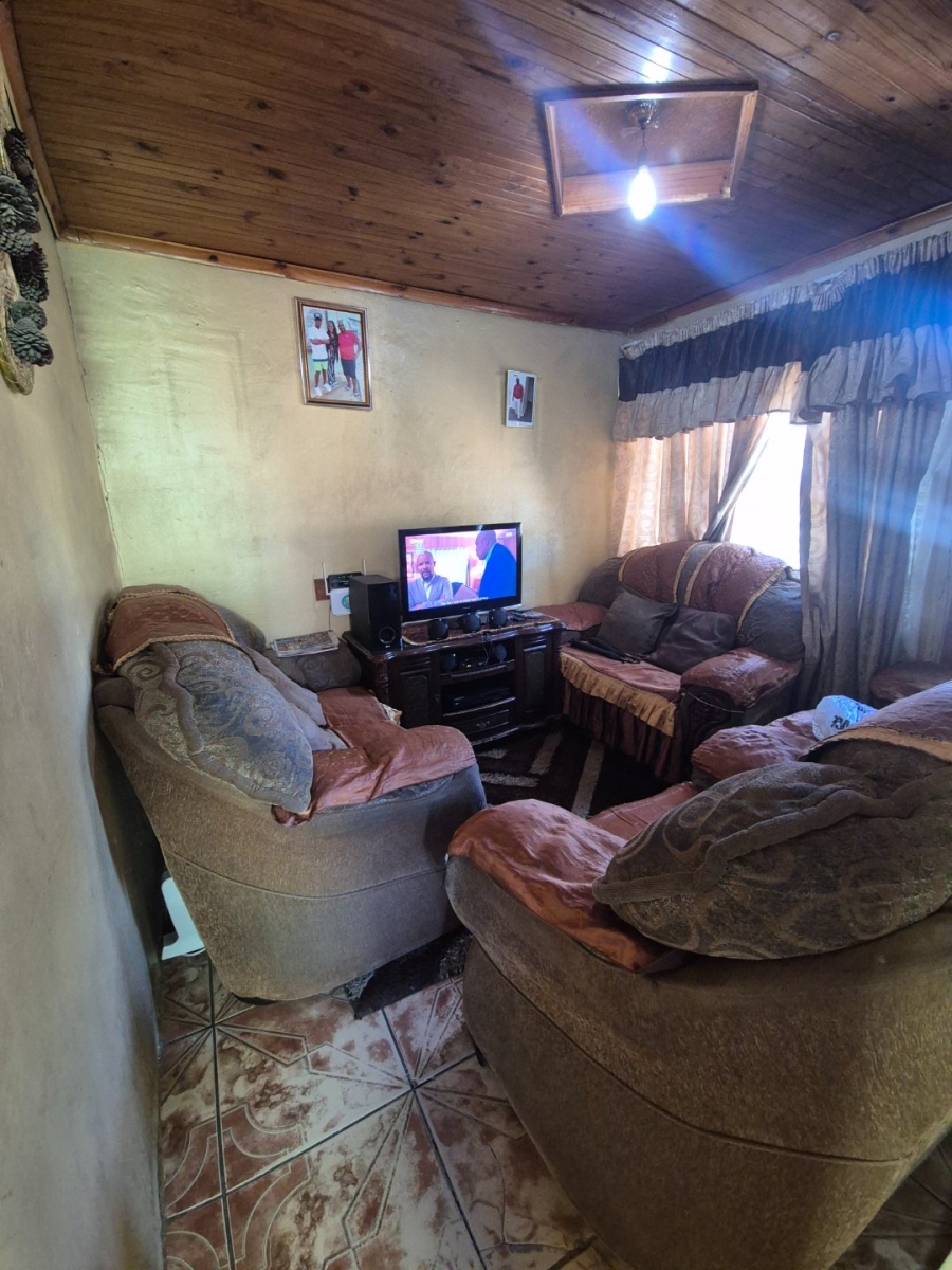 2 Bedroom Property for Sale in Kwazakhele Eastern Cape